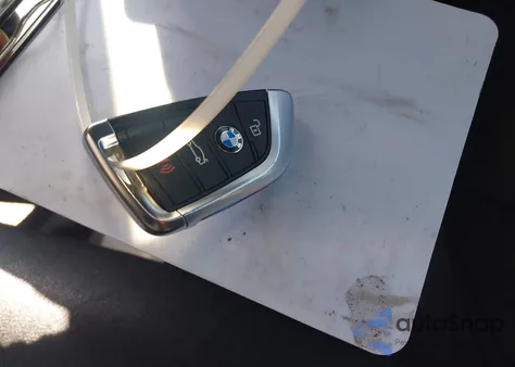 2016 BMW X5 xDrive35D z USA, uszkodzony, nr VIN 5UXKS4C52G0N13003